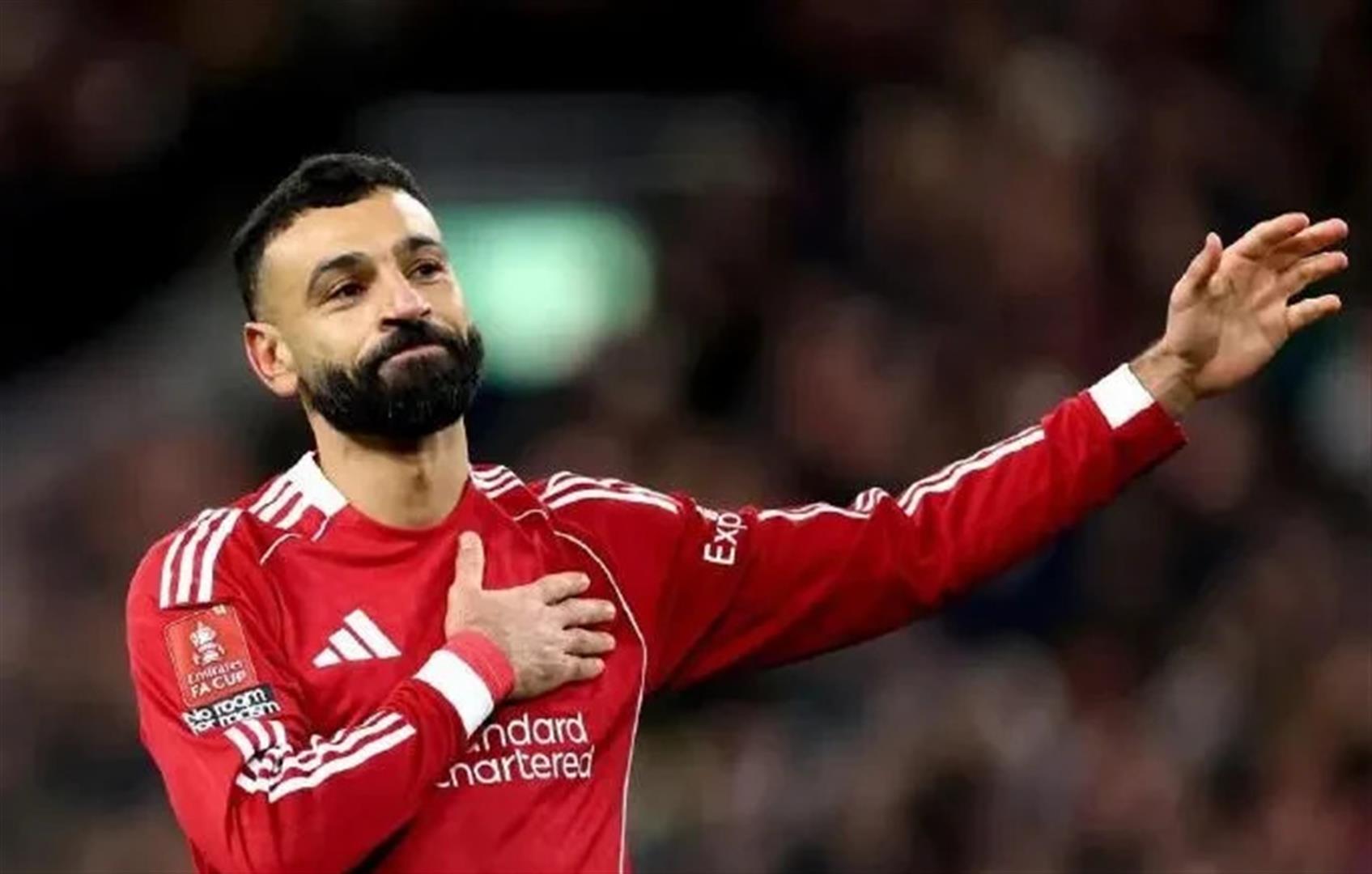 开云中国-太狠了！赛后西汉姆完成体检萨拉赫在G2比赛中刷新纪录，詹姆斯在加拿大队比赛中大胜